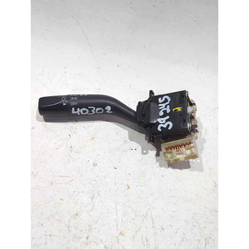 Recambio de mando luces para mazda 626 berlina (gf)(1997) 2.0 td referencia OEM IAM 17A0895  