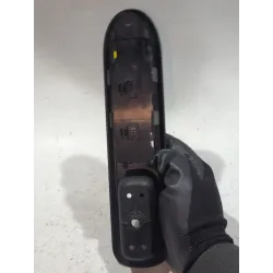 Recambio de mando elevalunas delantero izquierdo para peugeot 407 st confort referencia OEM IAM 96468704XT  