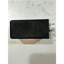Recambio de caja reles para audi a6 berlina (4b2)(1997) 2.5 tdi referencia OEM IAM 5KG00656800  