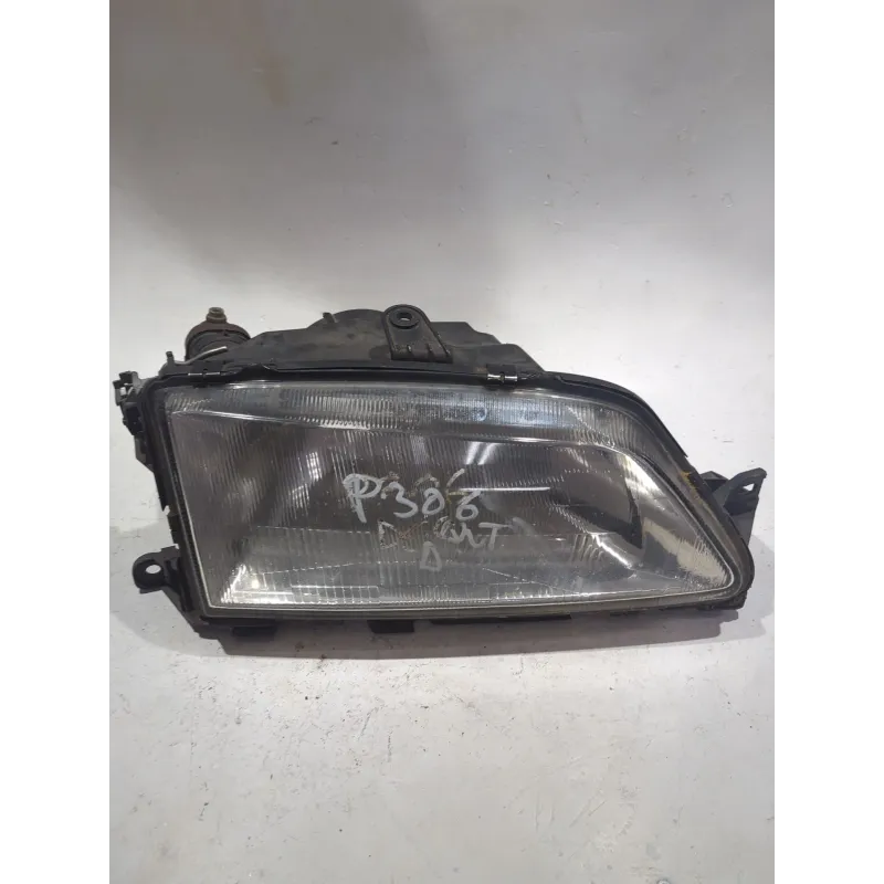 Recambio de faro delantero derecho para peugeot 306 (7b, n3, n5) 2.0 hdi 90 referencia OEM IAM   