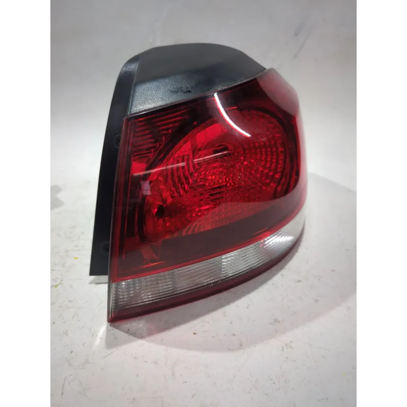 Recambio de piloto trasero derecho para volkswagen golf vi (5k1) 2.0 tdi referencia OEM IAM A048499  
