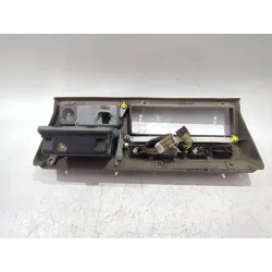 Recambio de consola central para toyota land cruiser (_j7_) 2.4 td (lj70) referencia OEM IAM 45773903  