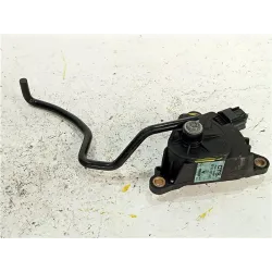Recambio de potenciometro pedal gas para renault clio iii (2005) 1.1 75 cv referencia OEM IAM 8200297342A  