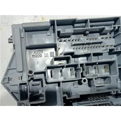 Recambio de caja fusibles/rele para peugeot boxer (230) furgón acristalado bat.2850mm (2002) referencia OEM IAM 1332043080  