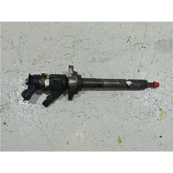 Recambio de inyector para peugeot 407 hdi 135 referencia OEM IAM 0445110297  