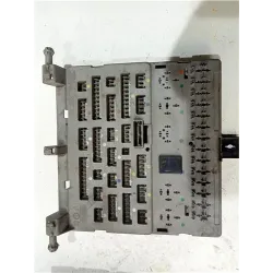 Recambio de caja fusibles/rele para peugeot 205 berlina (02.1983) 1.8 diesel referencia OEM IAM 205 GASOLINA  