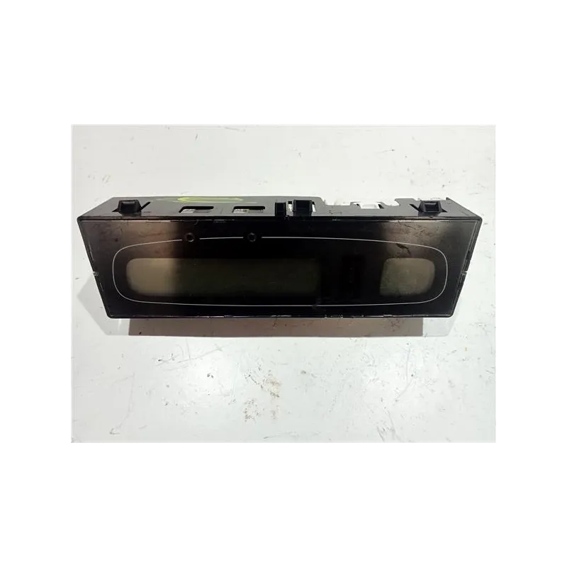 Recambio de mandos climatizador para renault laguna ii (bg0)(2001) 1.9 dci (bg0g) referencia OEM IAM P8200002604A  