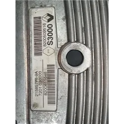 Recambio de centralita inyeccion para renault scenic ii (jm)(2003) 1.9 dci (jm12, jm0g) referencia OEM IAM 8200611648  