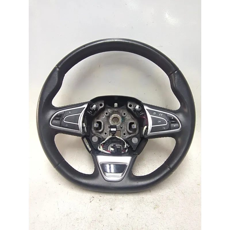 Recambio de volante para renault megane iv sedán 1.3 tce 140 (lvnb) referencia OEM IAM 484005825R 628660900E  