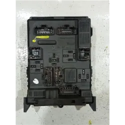Recambio de caja fusibles/rele para renault megane ii berlina 3p (10.2002) 1.5 dynamique [1,5 ltr. - 78 kw dci diesel] referenci