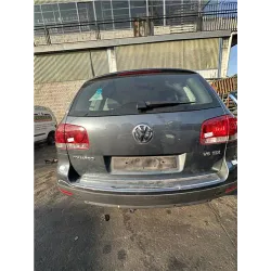Recambio de porton trasero para volkswagen touareg (7la)(2002) 3.0 tdi v6 [3,0 ltr. - 165 kw v6 tdi dpf] referencia OEM IAM PORT