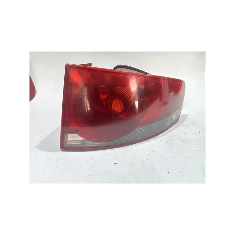 Recambio de piloto trasero derecho para seat altea (5p1)(03.2004) 1.6 referencia OEM IAM 5P8945096A  