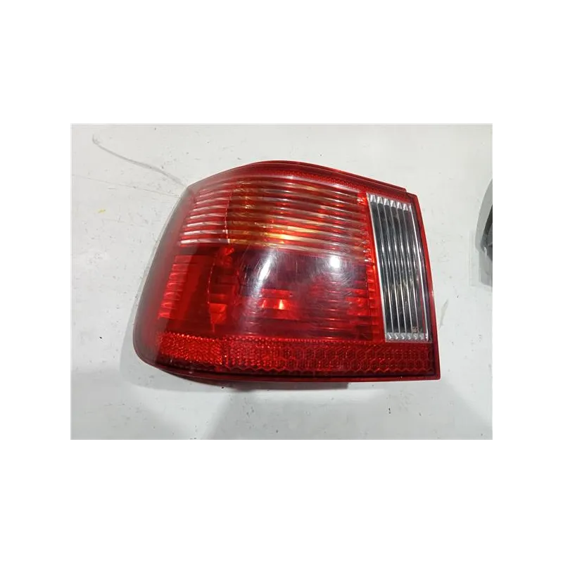 Recambio de piloto trasero izquierdo para seat ibiza (6k1)(08.1999) 1.4 referencia OEM IAM 6K6945257C  