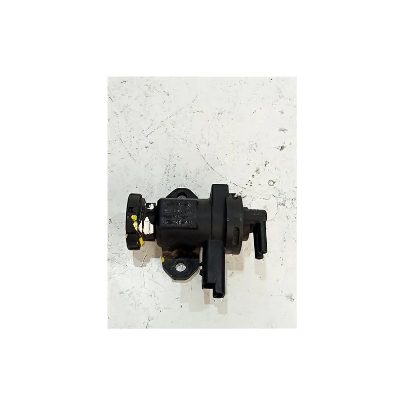Recambio de valvula aire adicional para citroën xsara berlina (1997) 1.9 td referencia OEM IAM 9635704380  