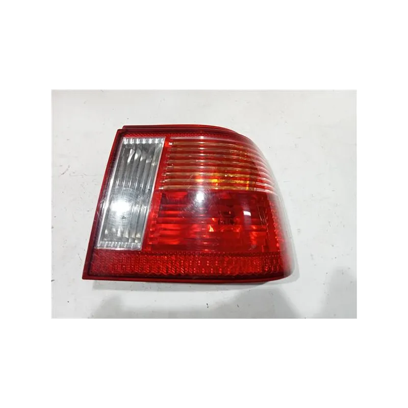Recambio de piloto trasero derecho para seat ibiza (6k1)(08.1999) 1.4 referencia OEM IAM 6K6945258C 964040  