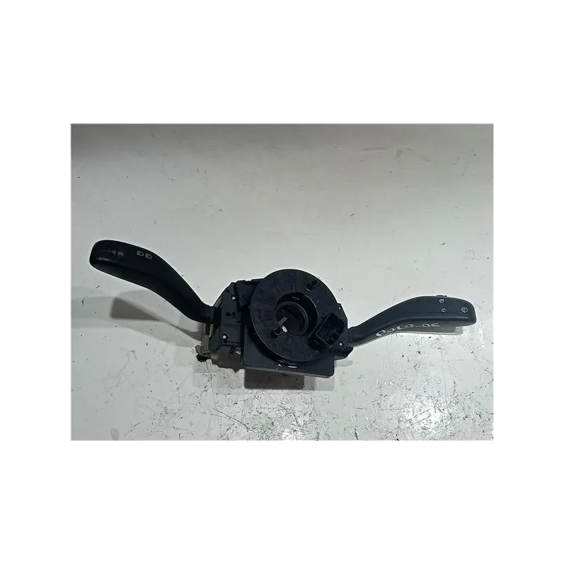 Recambio de mando multifuncion para volkswagen polo iv (9n3)(04.2005) referencia OEM IAM 6Q0953503CE  