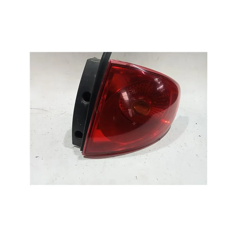 Recambio de piloto trasero derecho para seat altea (5p1)(03.2004) 1.6 referencia OEM IAM 5P0945257 E95452 5P0945112B  