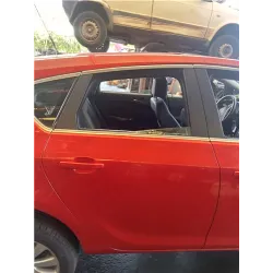 Recambio de puerta trasera derecha para opel astra j 1.4 turbo referencia OEM IAM PUERTA TRASERA DERECHA  