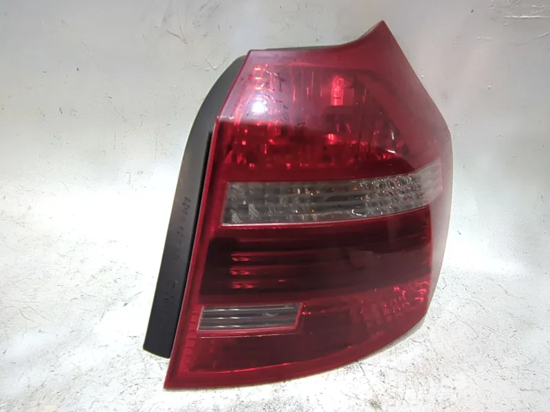 Recambio de piloto trasero derecho para bmw 1 (e81) 118 d referencia OEM IAM 71S129807 301358000  