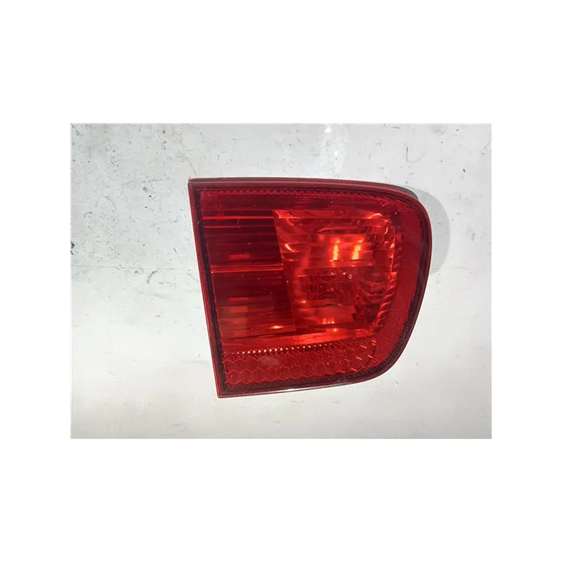 Recambio de piloto porton trasero izquierdo para seat ibiza (6k1)(08.1999) 1.4 referencia OEM IAM E100898  
