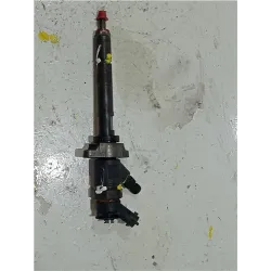 Recambio de inyector para peugeot 407 hdi 135 referencia OEM IAM 0445110297  