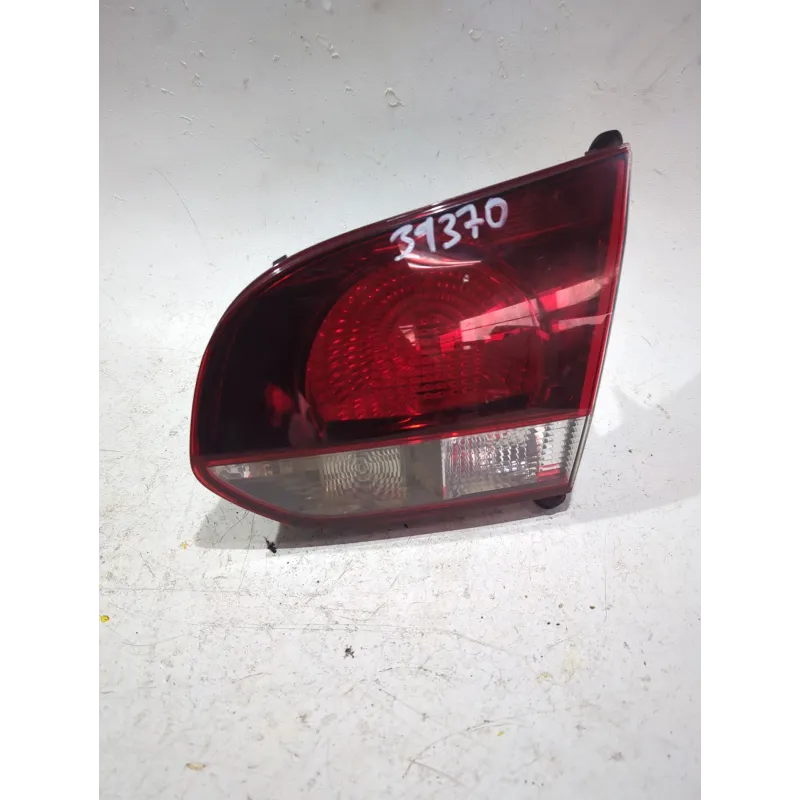 Recambio de piloto porton trasero derecho para volkswagen golf vi (5k1) 2.0 tdi referencia OEM IAM 5K0945094AA  