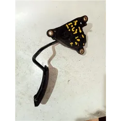 Recambio de potenciometro pedal gas para renault clio iii (2005) 1.1 75 cv referencia OEM IAM 8200297342A  