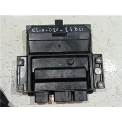 Recambio de centralita inyeccion para renault clio iii (2005) 1.1 75 cv referencia OEM IAM 8200911560 8200909666  