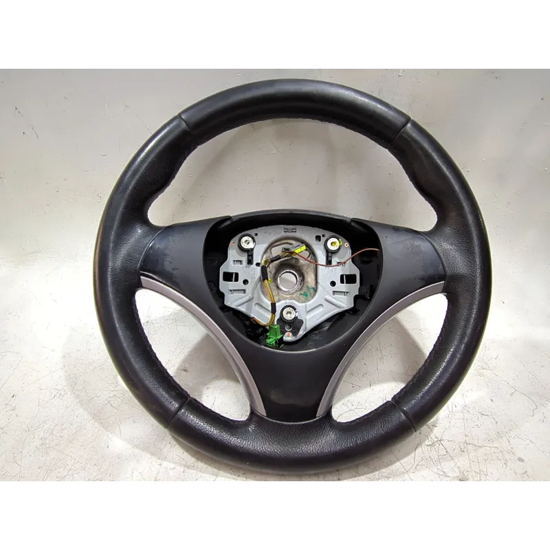 Recambio de volante para bmw 1 (e81) 118 d referencia OEM IAM 676989301  