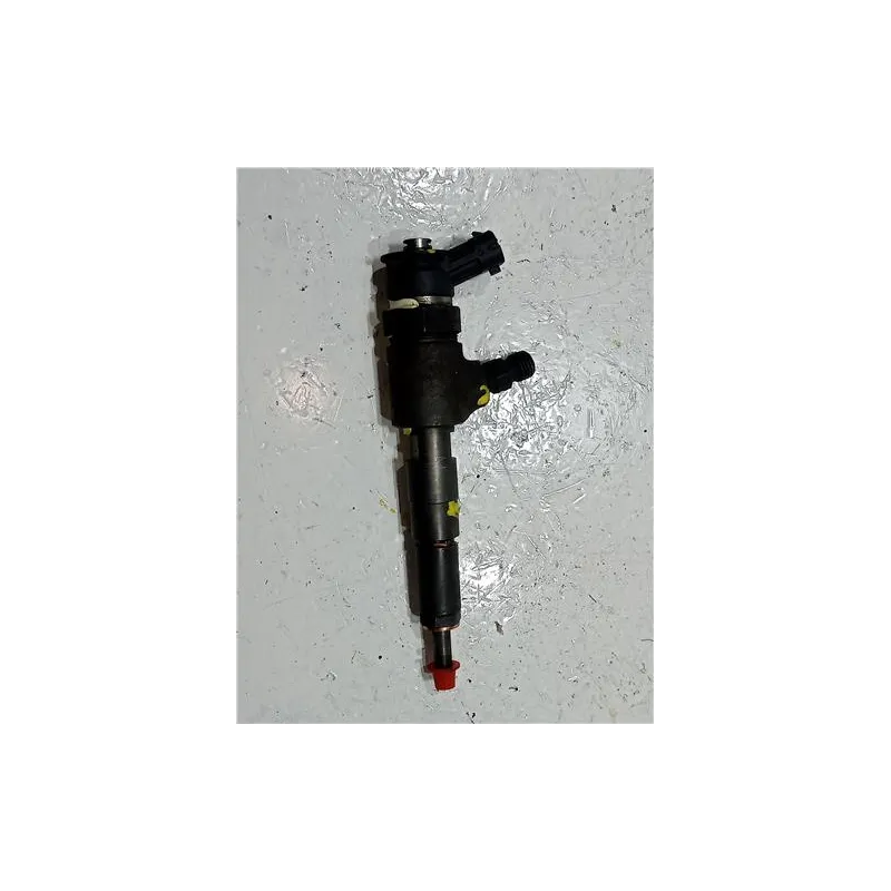Recambio de inyector para peugeot 206 (1998) 1.4 hdi eco 70 referencia OEM IAM 0445110135  