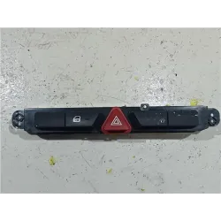 Recambio de interruptor luces emergencia para kia ceed (ed)(2006) 2.0 emotion [2,0 ltr. - 103 kw crdi] referencia OEM IAM 93700-