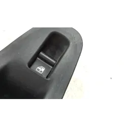 Recambio de mando elevalunas trasero izquierdo para ford fiesta iii (gfj) 1.8 d referencia OEM IAM B569  
