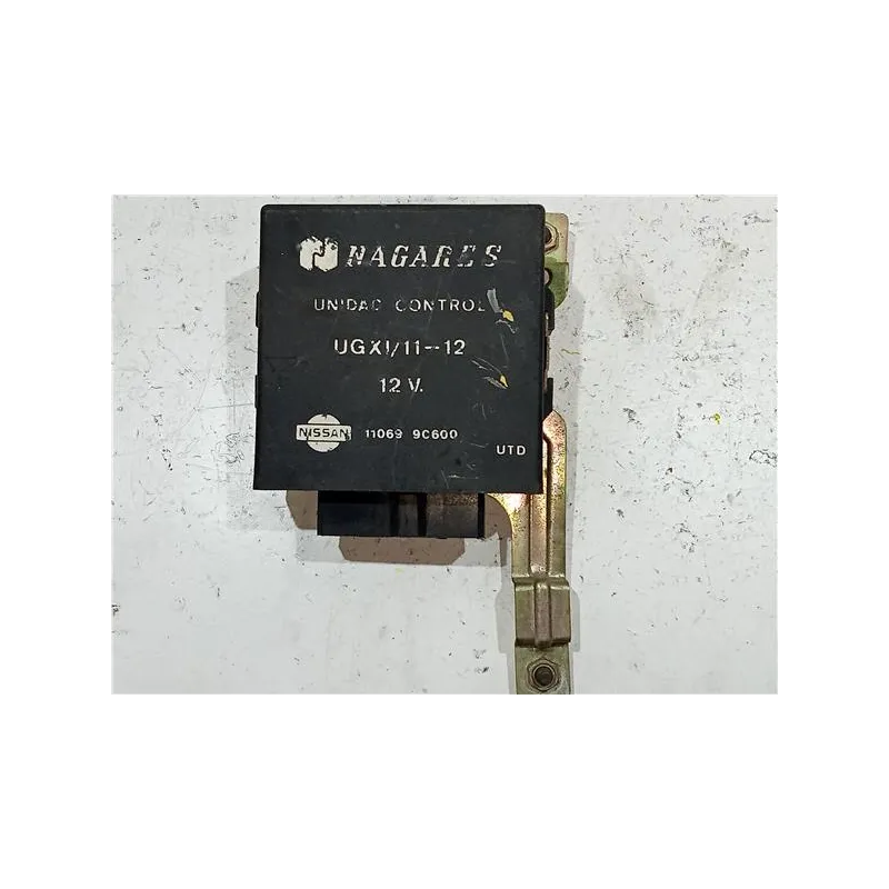 Recambio de modulo electronico para nissan vanette cargo (05.1995) referencia OEM IAM 110699C600  