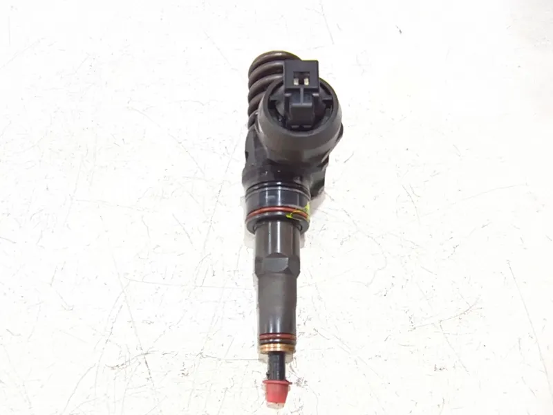 Recambio de inyector para volkswagen golf iii (1h1)(11.1991) 1.9 d referencia OEM IAM 0414720037 038130073AJ  