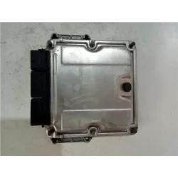 Recambio de centralita inyeccion para opel vivaro (2001) 2.5 dti referencia OEM IAM 0281010632  