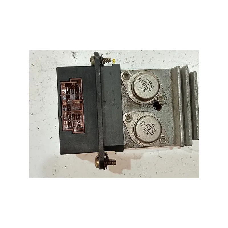 Recambio de resistencia calefaccion para opel vectra b berlina (1995) 2.0 di 16v referencia OEM IAM 73415002  