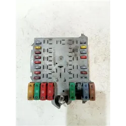 Recambio de caja fusibles/rele para fiat stilo (192)(2001) 1.9 jtd (192_xe1a) referencia OEM IAM 51781081  