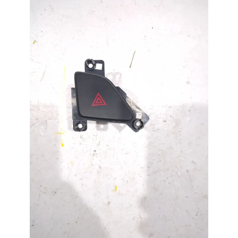 Recambio de botonera emergencia para hyundai i30 (fd)(06.2007) 1.6 crdi referencia OEM IAM 864W01404  