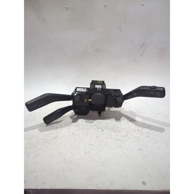 Recambio de mando multifuncion para volkswagen passat berlina (3c2)(2005) 2.0 tdi referencia OEM IAM LK01503802  