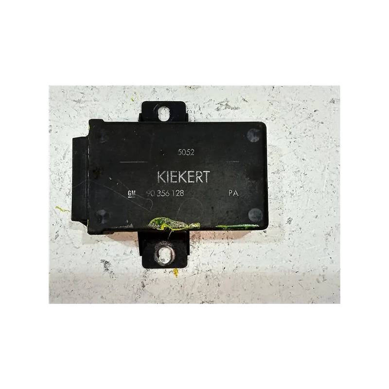 Recambio de centralita cierre para opel omega b (1994) 2.5 td referencia OEM IAM 90356128  