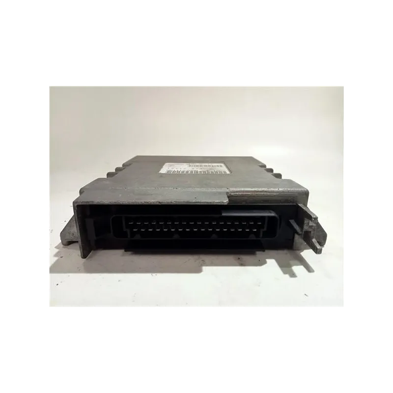 Recambio de centralita inyeccion para peugeot 106 (s2)(04.1996) 1.1 i referencia OEM IAM IAW8P13  