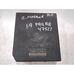 CAJA RELES / FUSIBLES 284B61871R 