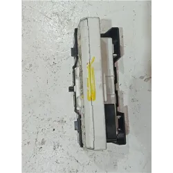Recambio de pantalla para renault megane ii classic berlina (2003) referencia OEM IAM 216759961 NS0121675Z  
