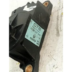 Recambio de potenciometro pedal gas para renault clio iii (2005) 1.1 75 cv referencia OEM IAM 8200297342A  