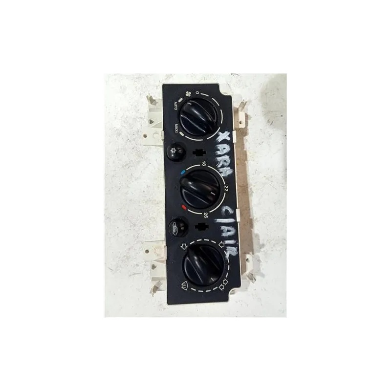 Recambio de mandos climatizador para citroën xsara berlina (1997) 1.9 td referencia OEM IAM 654524A  