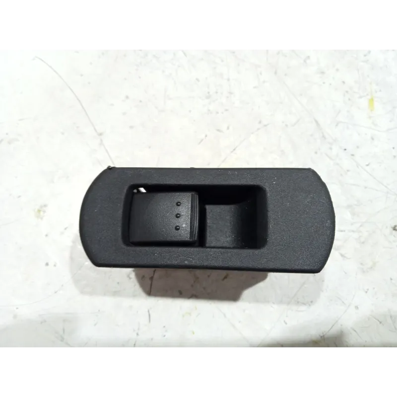 Recambio de mando elevalunas trasero derecho para mazda 5 (cr) 2.0 cd (cr19) referencia OEM IAM CD8666380  
