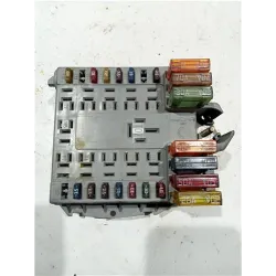 Recambio de caja fusibles/rele para fiat i punto (176) berlina (1993) 60 1.2 referencia OEM IAM 46768481  
