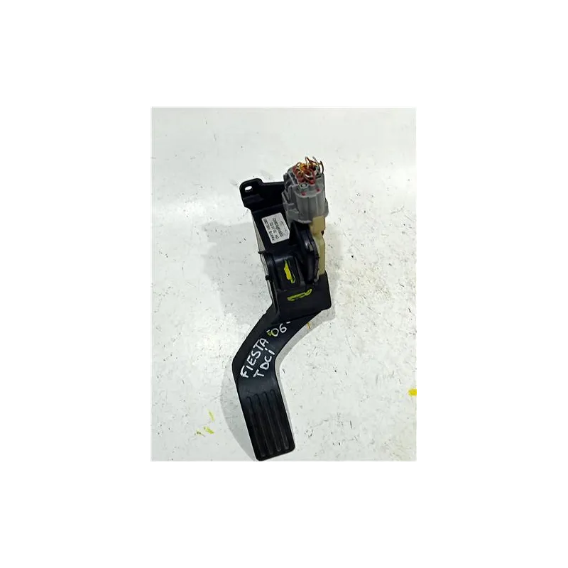 Recambio de potenciometro pedal gas para ford fiesta (cbk)(2002) referencia OEM IAM 2M519F836AD  