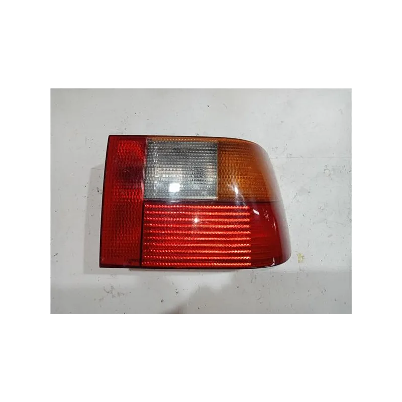 Recambio de piloto trasero derecho para seat ibiza (6k1)(1993) 1.4 i referencia OEM IAM 96224000  