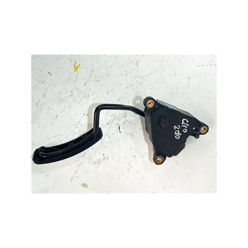 Recambio de potenciometro pedal gas para renault clio iii (2005) 1.1 75 cv referencia OEM IAM 8200297342B  